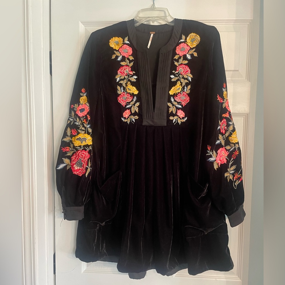 Free People- Velvet Embroidered Dress